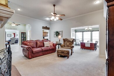 6425 Amundson Rd, North Richland Hills, TX 76182 - photo 5