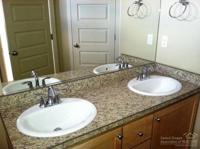 unlisted-address, Redmond, OR 97756 - photo 4