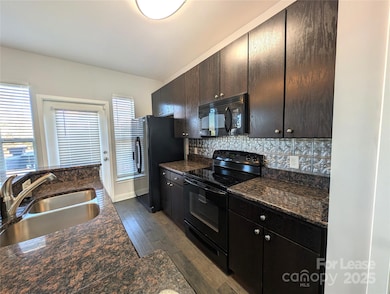 841 Seigle Point Dr unit 2, Charlotte, NC 28204 - photo 3