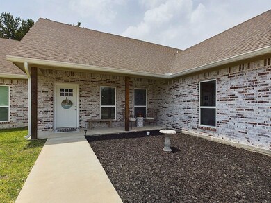 150 Dena Kay Dr, Lufkin, TX 75904 - photo 4