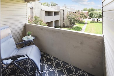 1900 Dartmouth St unit E3, College Station, TX 77840 - photo 3