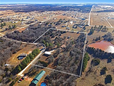 105731 S Spring Hollow Dr, McLoud, OK 74851 - photo 2