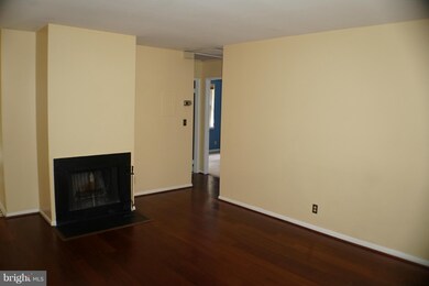 2619 S Walter Reed Dr unit D, Arlington, VA 22206 - photo 4