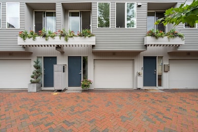 15 Ellery Square, Cambridge, MA 02138 - photo 3