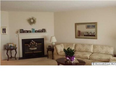 552 Petunia Ln N, Whiting, NJ 08759 - photo 5