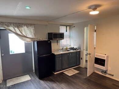 29526 Euclid Ave, Wickliffe, OH 44092 - photo 2