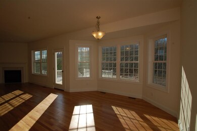 183 Brookview Dr unit 65, Hooksett, NH 03106 - photo 5