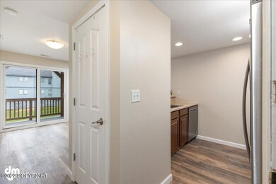 2340 Sentry Dr unit H-803, Anchorage, AK 99507 - photo 5