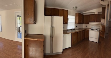 3030 Centaurus Way, Granbury, TX 76048 - photo 3