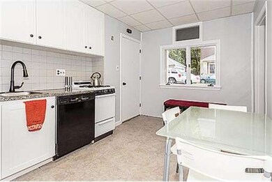 113 Warren St unit 1, Medford, MA 02155 - photo 7