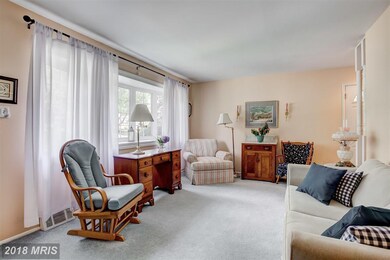 332 Timber Grove Rd, Reisterstown, MD 21136 - photo 3