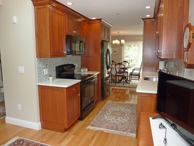 65 Ledgewood Hills Dr unit U349, Nashua, NH 03062 - photo 7