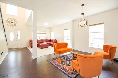 10382 Redbud Dr, Aurora, OH 44202 - photo 4