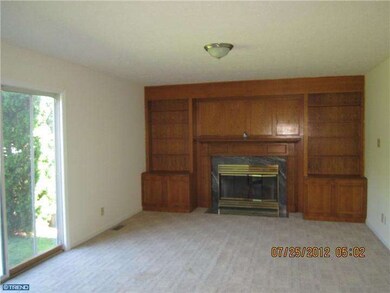 38 Jennifer Ln, Morrisville, PA 19067 - photo 6