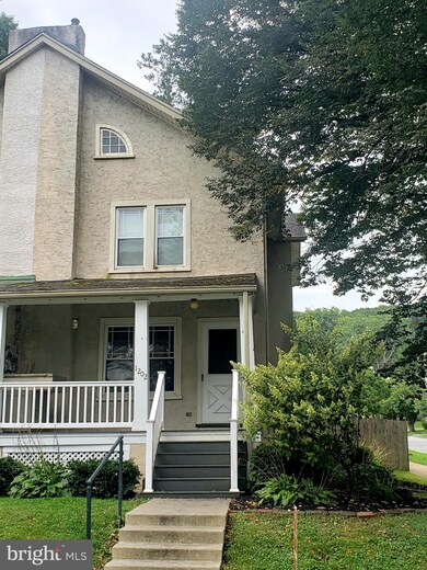 1202 Stirling St, Coatesville, PA 19320 - photo 2