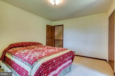 6152 Camrose Ln, Broad Run, VA 20137 - photo 3