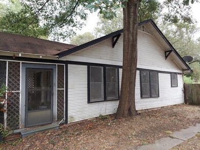 1217 W 5th St, Texarkana, TX 75501 - photo 6