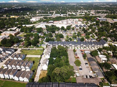 1805 Northwood St, Houston, TX 77009 - photo 4