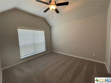 1898 Lonesome Oak Dr, Temple, TX 76502 - photo 4