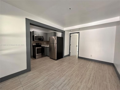 1928 Wilson St unit 3, Hollywood, FL 33020 - photo 2