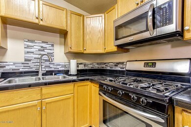 2032 E Howe Tempe kitchen appliances