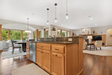 11676 Aileron Ct, Inver Grove Heights, MN 55077 - photo 7