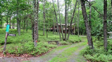 804 Rodeo Ct, Hawley, PA 18428 - photo 3