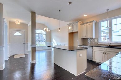 5301 Braddock Ct, Bethlehem, PA 18017 - photo 5