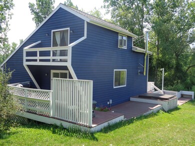 Backyard/decks/hot tub