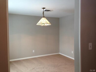 6271 Fairway Ln, Allentown, PA 18106 - photo 6