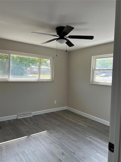 2414 Chesstal St, Saint Charles, MO 63301 - photo 5