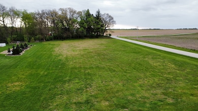 1882 N 2270 East Rd, Watseka, IL 60970 - photo 3