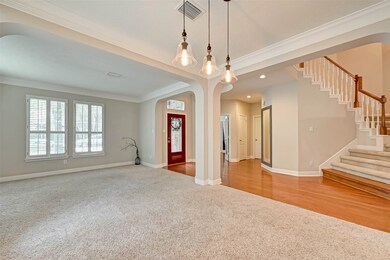 9122 Symphonic Ln, Houston, TX 77040 - photo 7