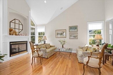 117 Carriage Hill Cir unit 112, Southborough, MA 01772 - photo 2