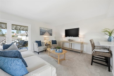 23005 Nadine Cir unit B, Torrance, CA 90505 - photo 4