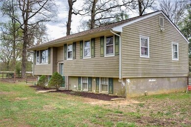 8000 N Henpeck Rd unit B, Quinton, VA 23141 - photo 2