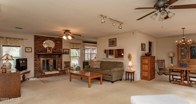 DSC05318-1.jpg-SMALL