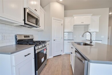 3917 Lynne Ave, Edmond, OK 73012 - photo 6