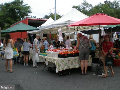 1657 Parkcrest Cir unit 301, Reston, VA 20190 - photo 7