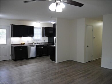 353 Ridgecrest Dr, King, NC 27021 - photo 4