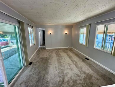 4808 1/2 Old Cliffs Rd, San Diego, CA 92120 - photo 4