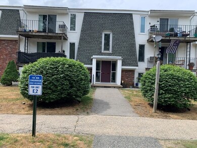 Fox Run Condominiums unit E3, Foxboro, MA 02035 - photo 2