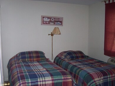 812- 1st bedroom- 1st floor