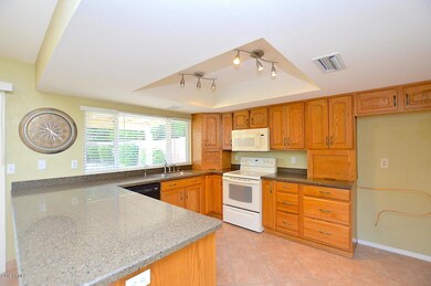 2356 S Davis Cir, Mesa, AZ 85210 - photo 6