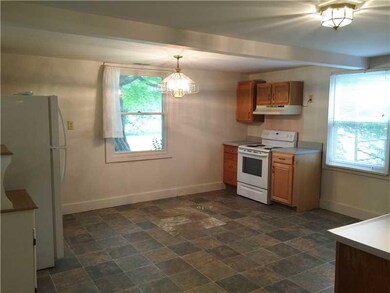 200 W Railroad St, Roachdale, IN 46172 - photo 5