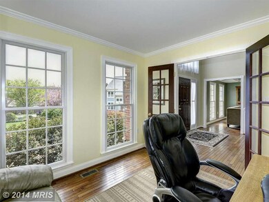 706 Old Hunt Way, Herndon, VA 20170 - photo 5