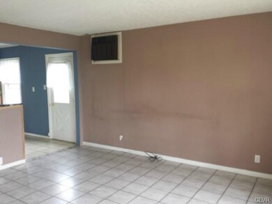 91 Wilden Dr, Easton, PA 18045 - photo 2