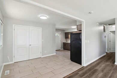 15444 Albany Ave, Markham, IL 60428 - photo 7