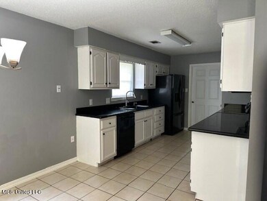 2605 Rogers St, Picayune, MS 39466 - photo 5