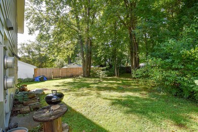 13 Waverly St, Rochester, NH 03867 - photo 4